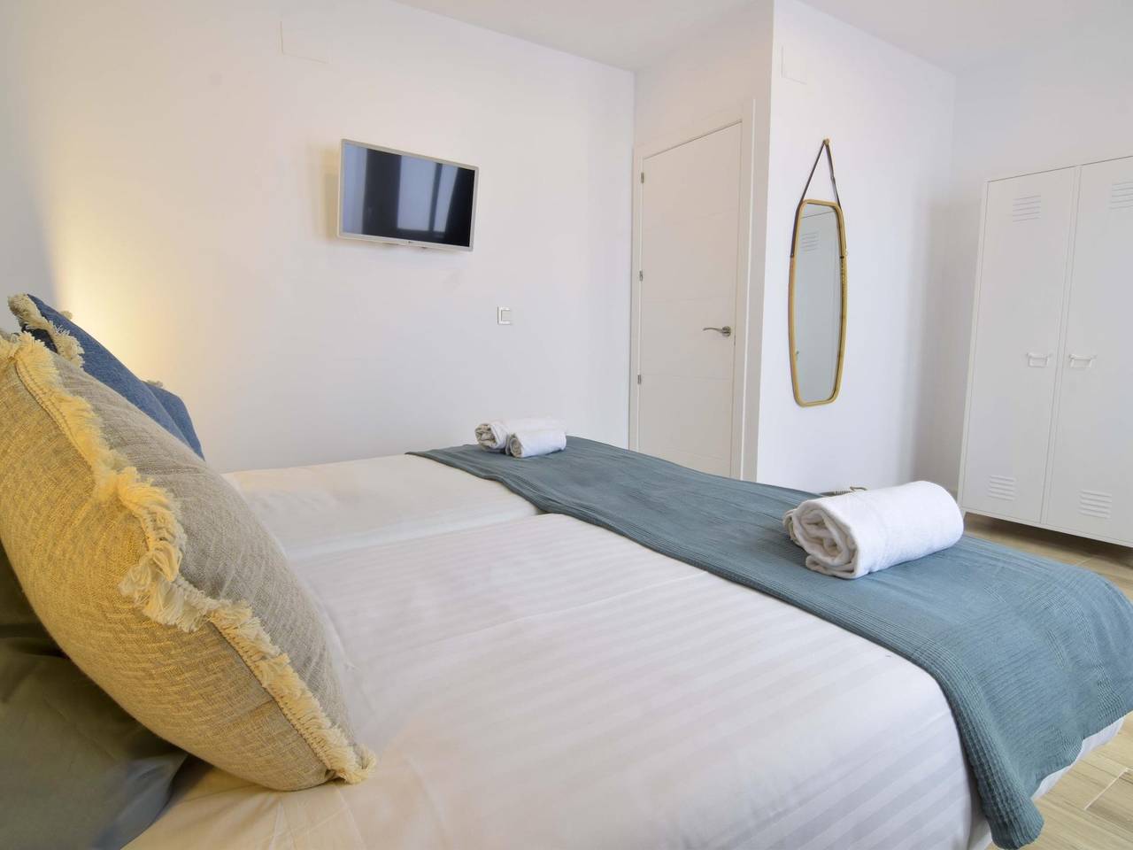 Apartamento vacacional entero, Letmalaga Square Merced B in Málaga Centro, Málaga
