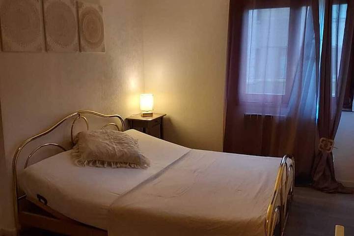 Gîte pour 4 personnes, avec jacuzzi ainsi que terrasse et jardin à Mulhouse - 2
