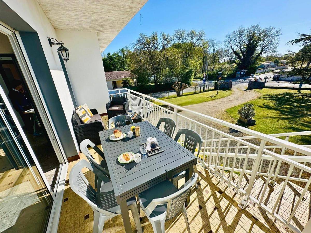 Appartement entier, Three-Bedroom Apartment with Balcony in Arvert, Côte de Beauté