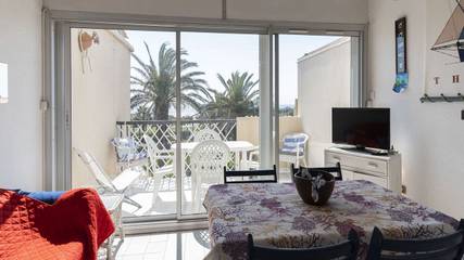 Gîte pour 7 personnes, avec balcon et piscine dans Plage Richelieu