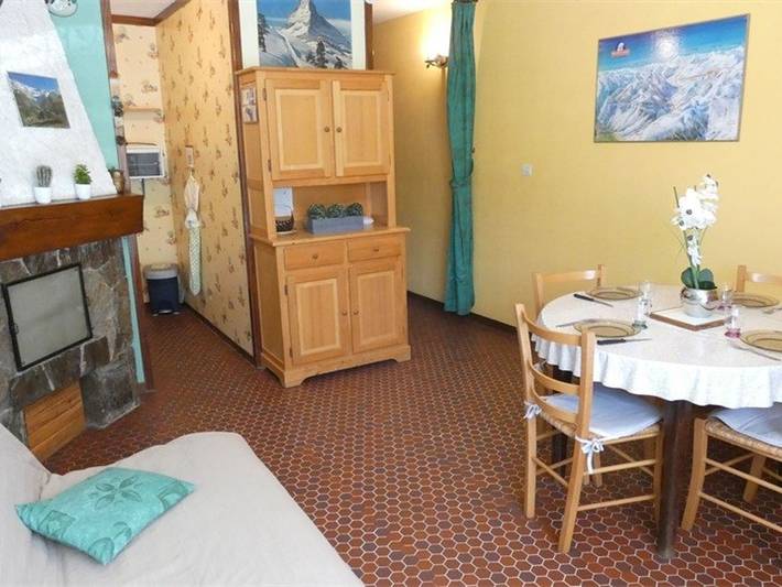 Studio entier, Studio cosy 4 pers, St Lary Soulan, pied des pistes, parking, Tv, kitchenette équipée in Saint-Lary-Soulan, Parc national des Pyrénées