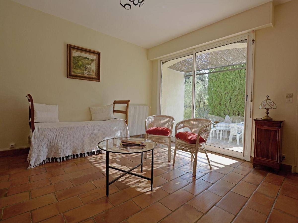 Mediterranean Garden Retreat in Vergèze, Côte méditerranéenne (France)