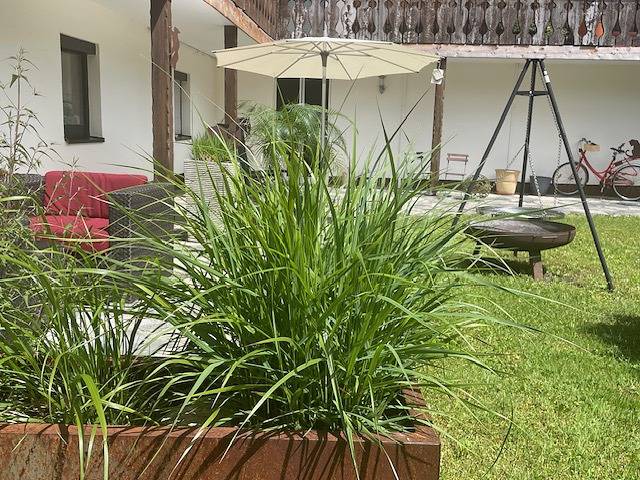 Ganze Ferienwohnung, Birkenhof - Fewo "Birkenhof" bis 3 Pers., auf 2 Ebenen, 80qm, Balkon u. Terrasse in Tachinger See, Taching am See