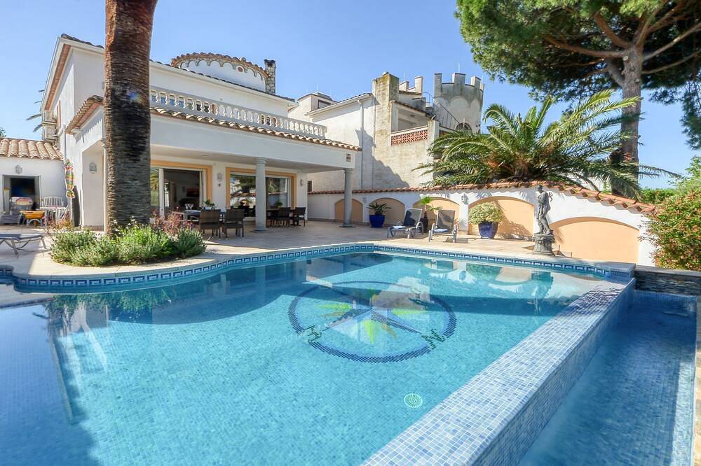 Casa vacanza a Costa Brava a partire da 509€ a notte