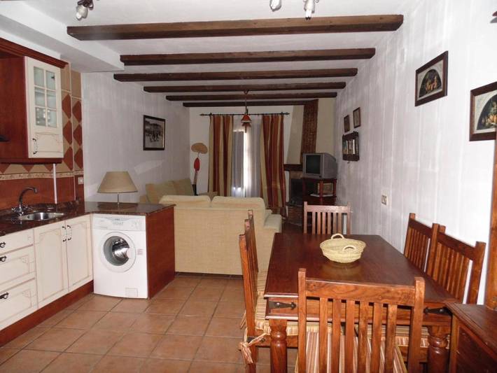 Casa rural para 6 personas, con Terraza en Algarra