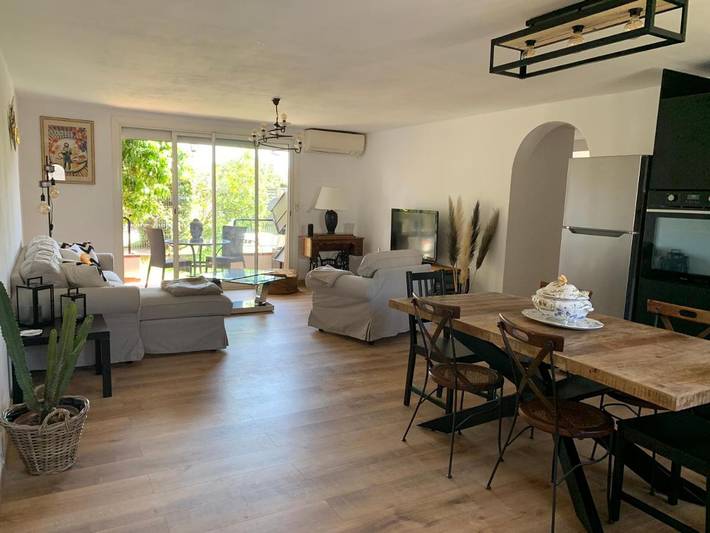 Location de vacances pour 5 personnes, avec jacuzzi ainsi que jardin et terrasse dans Base Nature François Léotard