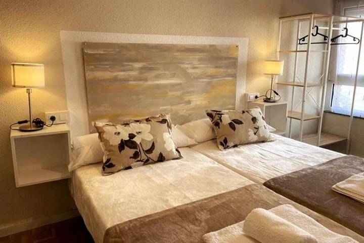 Ferienwohnung für 10 Personen, mit Ausblick und Balkon - 1
