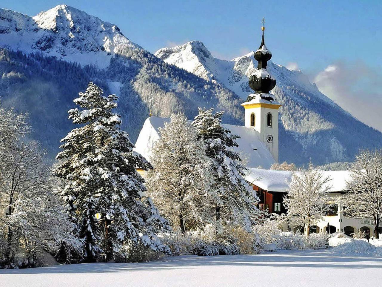 Ganze Ferienwohnung, Deb 031 Ferienwohnungen mit Bergblick in Inzell - Ferienwohnung Falkenstein mit Bergblick und Terrasse in Inzell, Bayerische Alpen