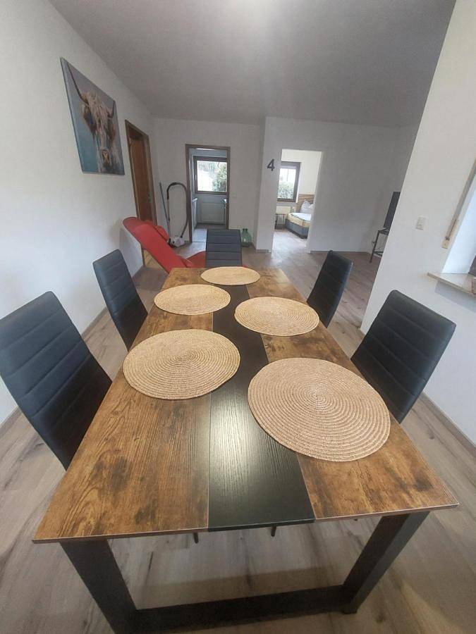 Ferienwohnung für 5 Personen, mit Balkon