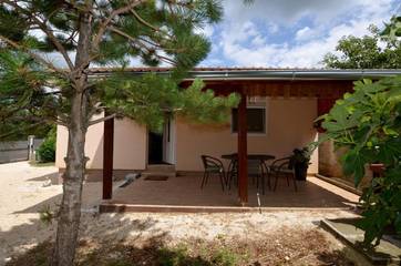 Ferienhaus für 4 Personen, mit Garten und Terrasse in Rovinj