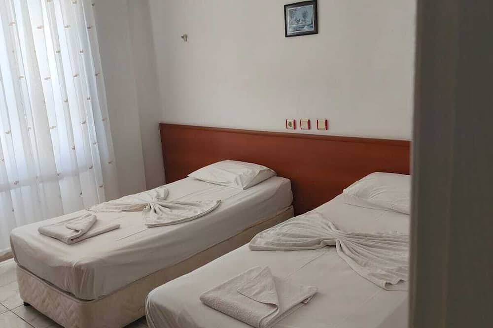 Entire apartment, Family Apartment 5 minutes to beach with swimming pool and  snack restaurant in Didim, Aydın Province