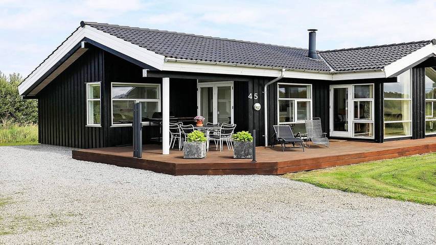 Ferienhaus für 6 Personen, mit Terrasse und Whirlpool sowie Sauna, mit Haustier in Hirtshals