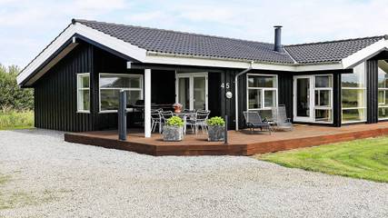 Ferienhaus für 6 Personen, mit Terrasse und Whirlpool sowie Sauna, mit Haustier in Hirtshals