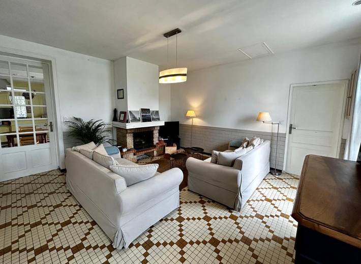 Location de vacances pour 7 personnes, avec vue ainsi que jardin et terrasse à Saint-Nazaire-sur-Charente - 4