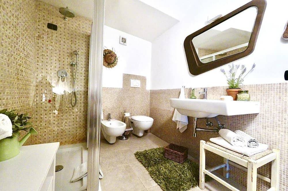 Ganze Wohnung, Studio in basement equipped with all comforts in San Miniato, Pisa Provinz