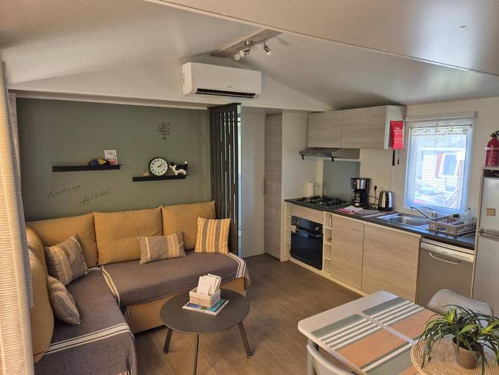 Camping pour 6 personnes, avec Jacuzzi et Terrasse ainsi que Piscine et Sauna à Lège-Cap-Ferret - 3