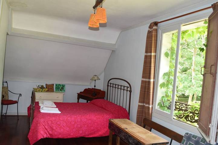 Alte Mühle aus dem 18. Jahrhundert und Jagdpavillon auf einem großen Grundstück in Adon, Montargis und Umgebung