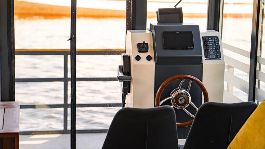 Boot für 6 Personen, mit Terrasse, mit Haustier am Schweriner See - 2