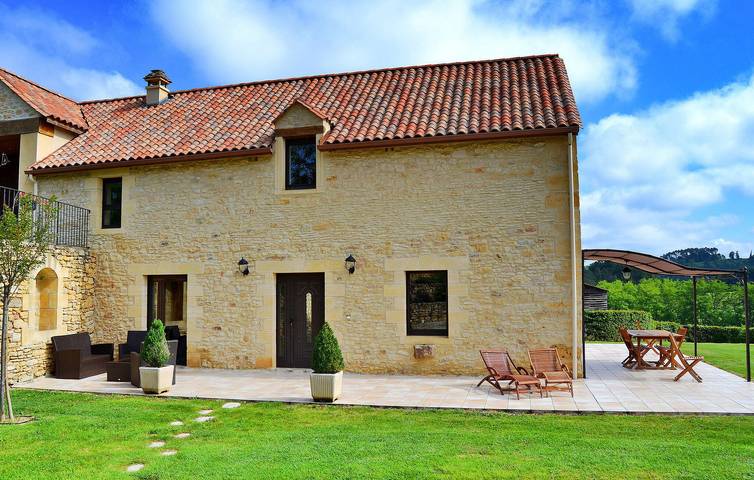 Location de vacances pour 6 personnes, avec Terrasse à Saint-André-d'Allas - 4