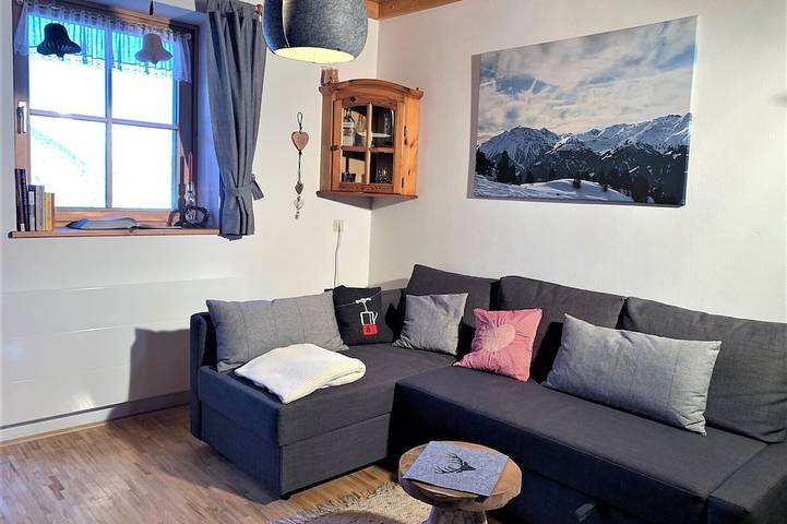 Ferienwohnung für 4 Personen, mit Whirlpool und Sauna sowie Garten in Hochkrimml