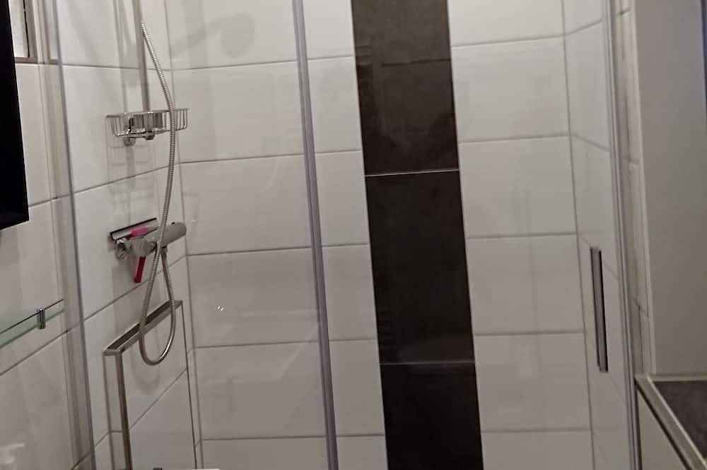 Ganze Wohnung, Ferienhaus Herter, Wifi, gr. Garden, play equipment, lounger / play area, grill, animals in Eckwarden, Butjadingen