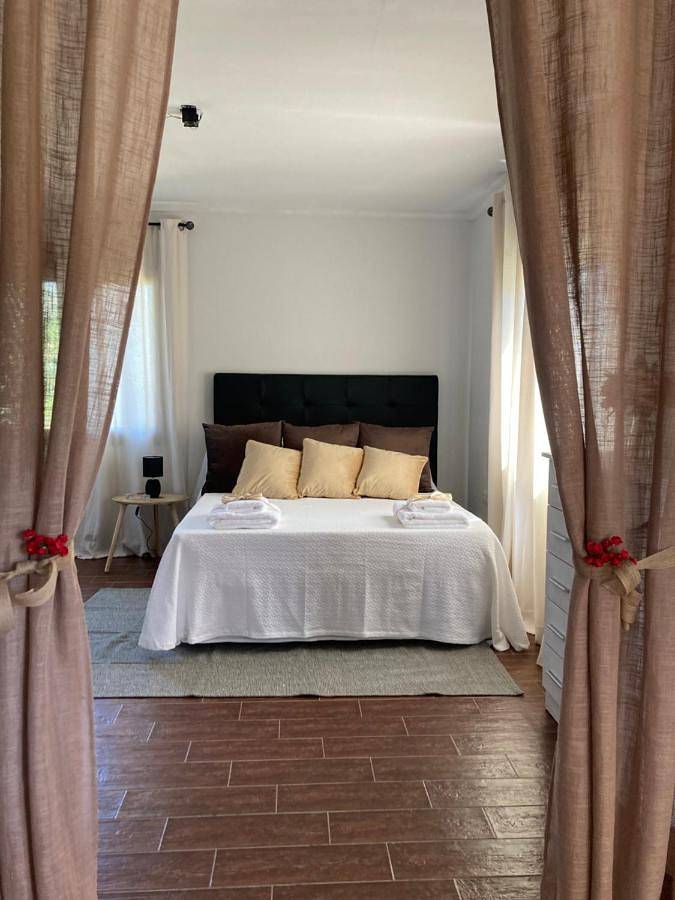 Location de vacances pour 2 personnes, avec piscine et terrasse ainsi que vue et jardin à Candeleda - 2