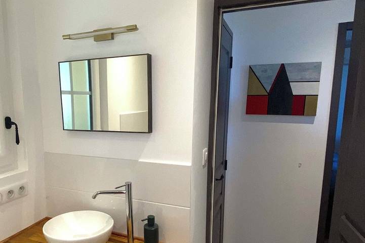 Beautiful house in the heart of the Périgord Noir 4 km from Le Bugue. Sleeps 4 in Le Bugue, Périgord
