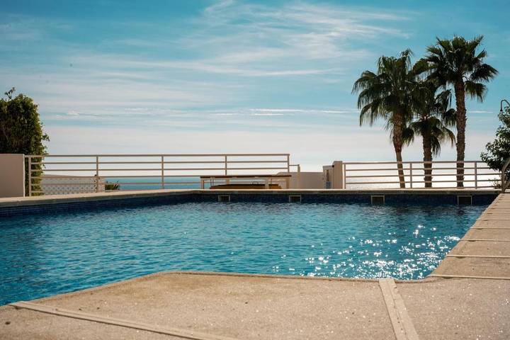 Ferienwohnung für 6 Personen, mit Terrasse und Pool sowie Garten - 1