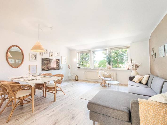 Ferienwohnung für 4 Personen, mit Garten und Ausblick in Rosengarten