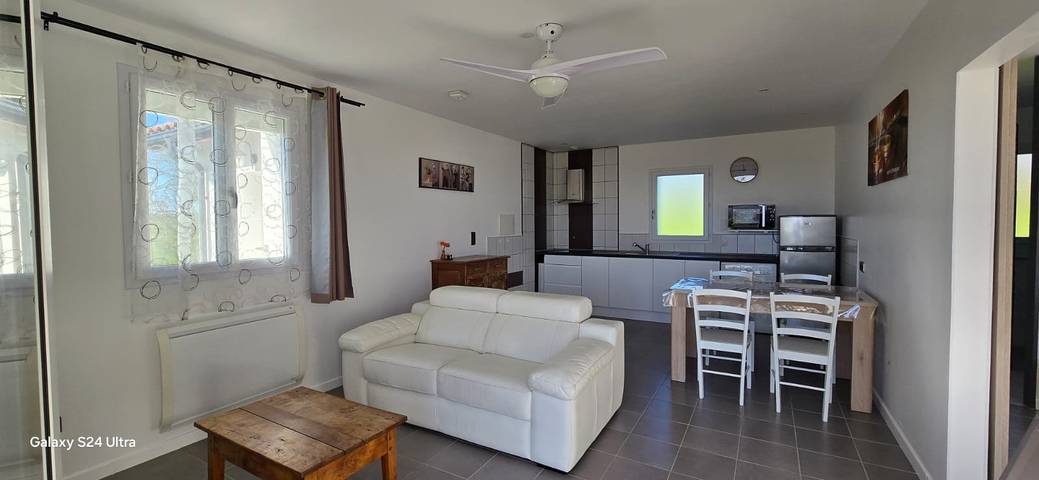 Gîte pour 4 personnes, avec jardin ainsi que piscine et terrasse dans le Gers - 2