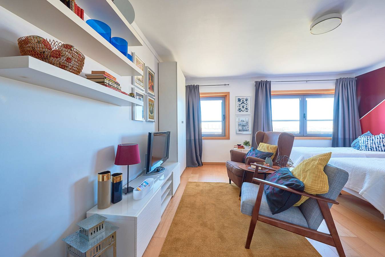 Entire studio, Studio Apartment 'Expo' with Wi-Fi in Parque das Nações, Costa de Lisboa