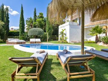 Casa De Vacaciones para 8 Personas en Toskana Hills, Benahavís, Foto 1
