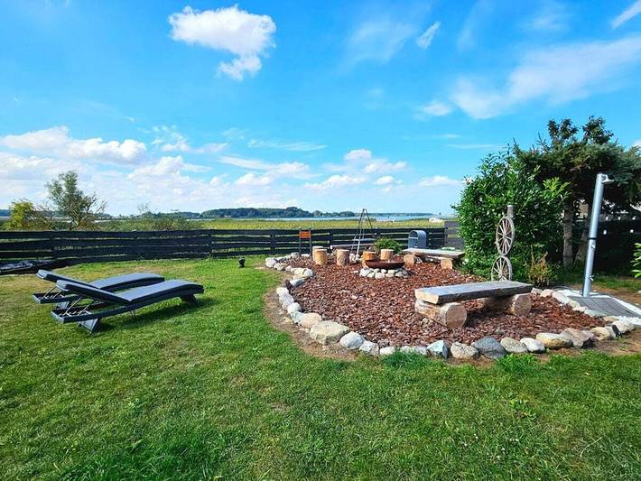 Ferienhaus für 20 Personen, mit Balkon und Terrasse sowie Garten und Sauna in Mölschow - 4