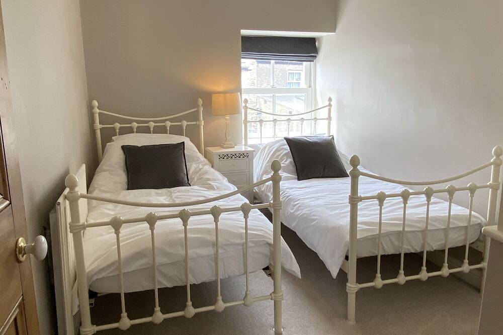 Cosy Welcoming Stone Cottage in Leyburn, North Yorkshire
