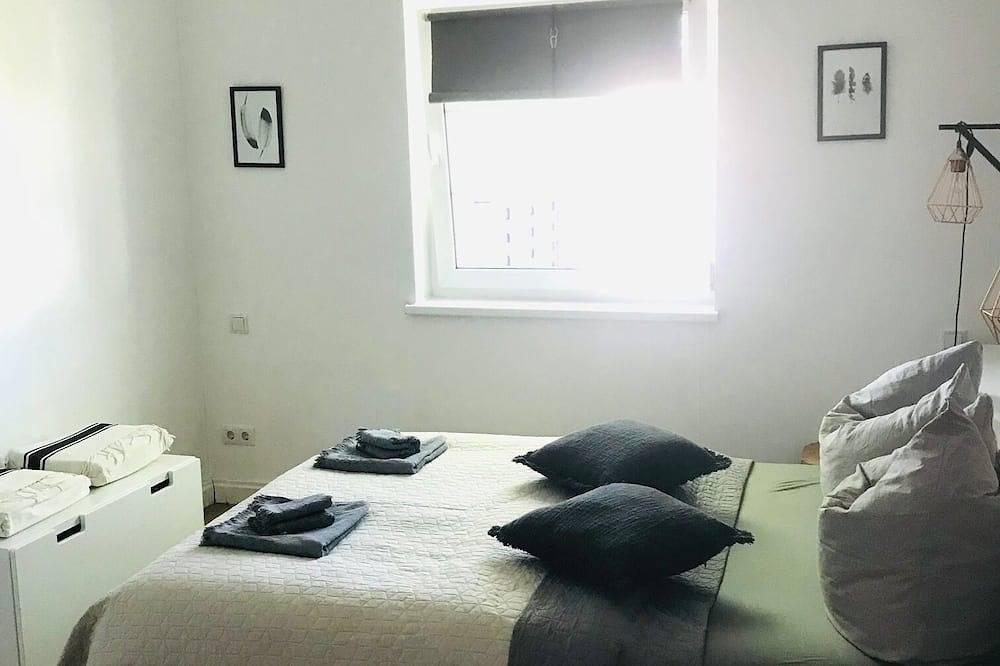 Ganze Wohnung, Gemütliche Wohnung mit Terrasse -10 min vom Strand entfernt (haustierfreundlich) in Storkower See, Wendisch Rietz