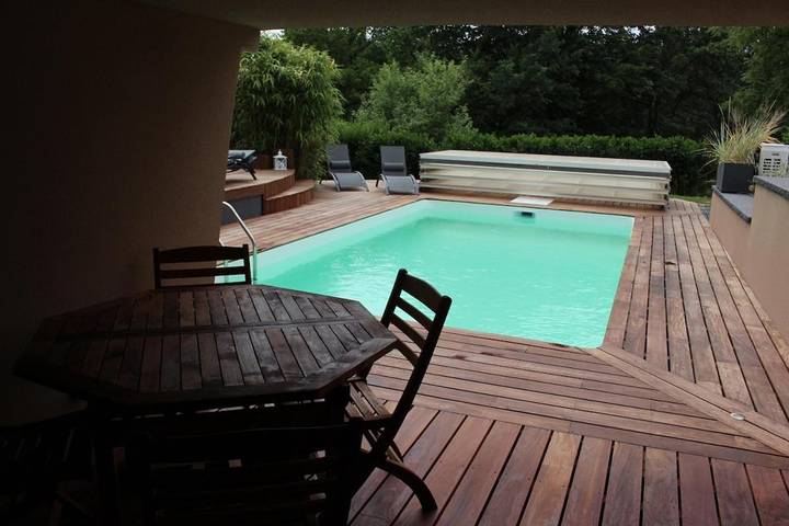 Gîte pour 3 personnes, avec piscine et jardin à Cunlhat - 2
