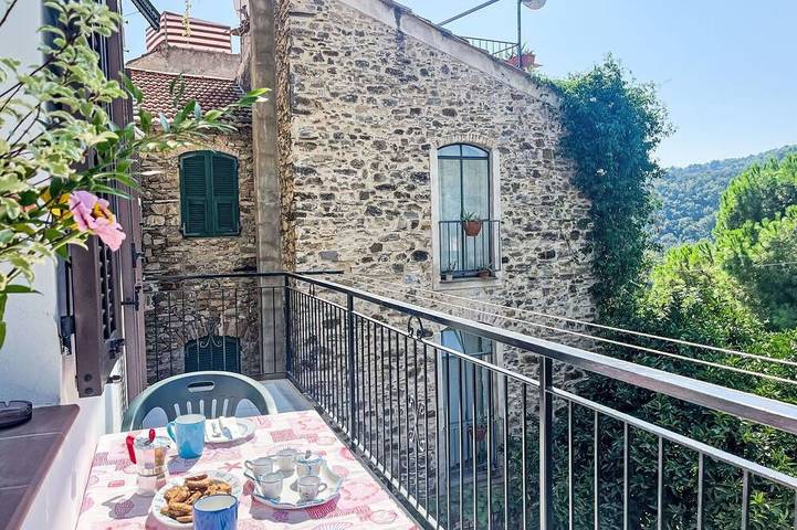 Ferienhaus für 4 Personen, mit Garten in Dolcedo