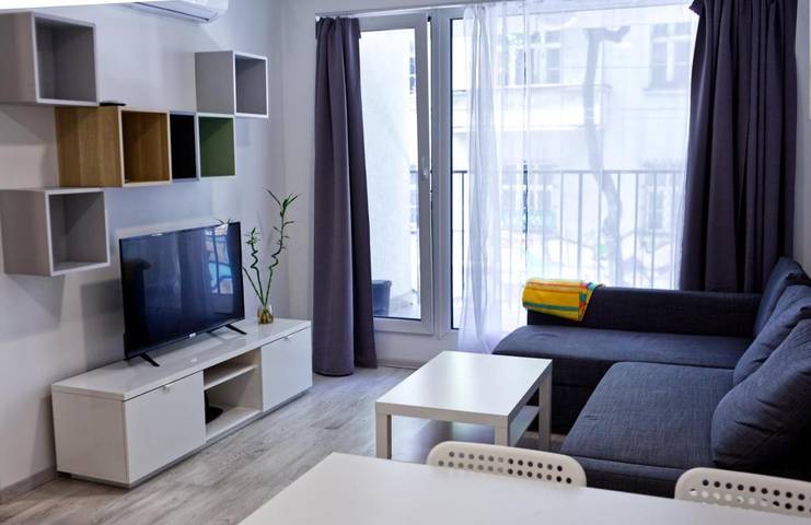 Ferienwohnung für 4 Personen, mit Balkon und Ausblick in Bratislava