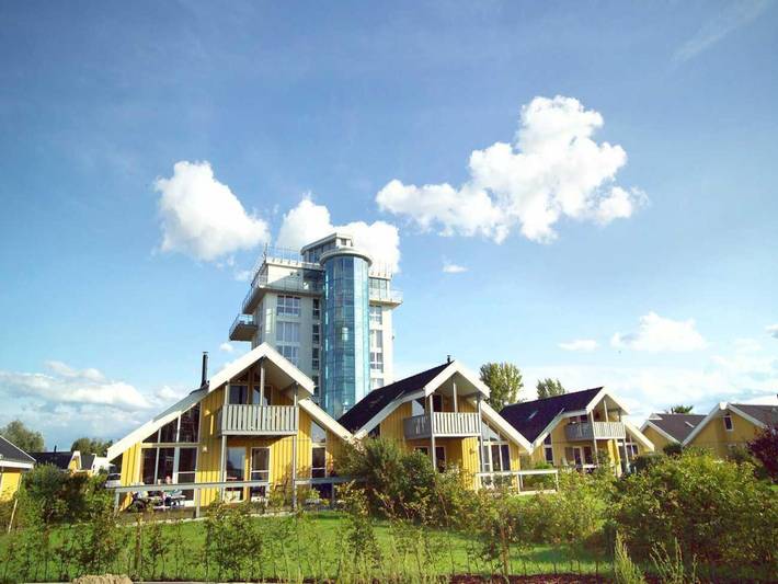 Ferienpark für 2 Personen, mit Balkon, mit Haustier in Mecklenburgische Seenplatte