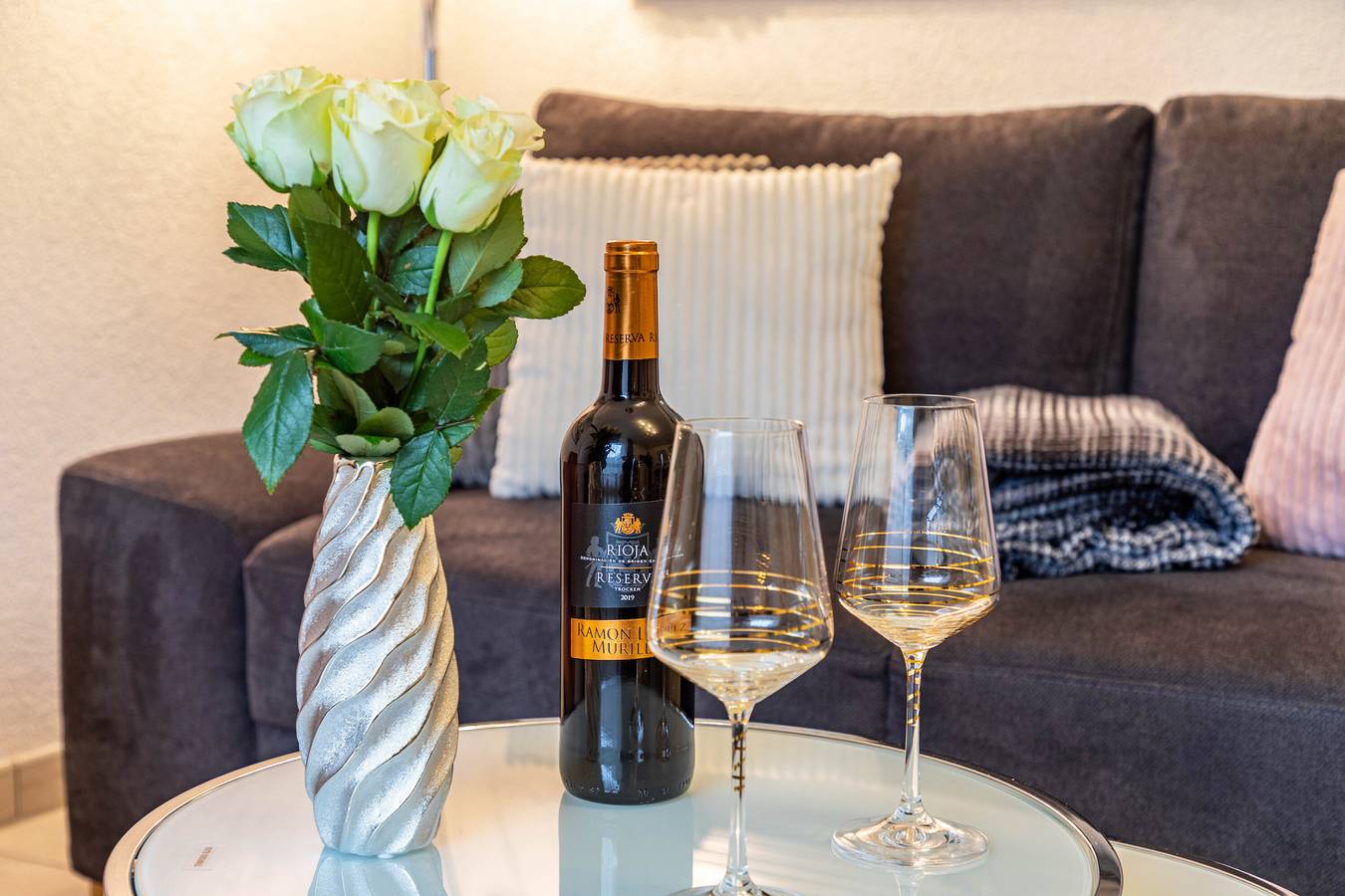 Ganze Wohnung, Ferienwohnung "Pension Waldblick" mit Privatterrasse, Gemeinschaftsgarten und Wlan in Heidenheim, Stuttgart Region