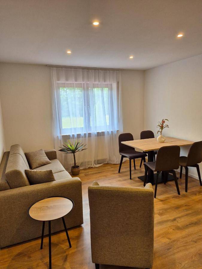 Ferienhaus für 2 Personen, mit Balkon und Terrasse sowie Ausblick und Seeblick in Unterfranken - 3
