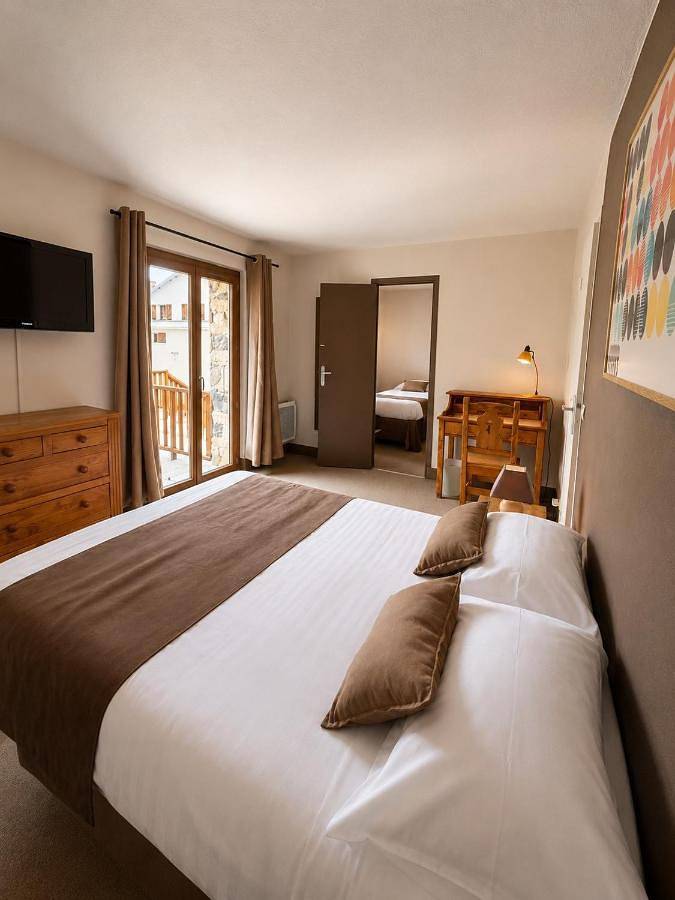 Hôtel pour 2 personnes, avec Terrasse et Jardin à Guillaumes - 3