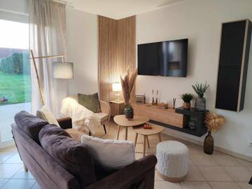 Gîte pour 5 personnes, avec jardin et terrasse à Vindefontaine