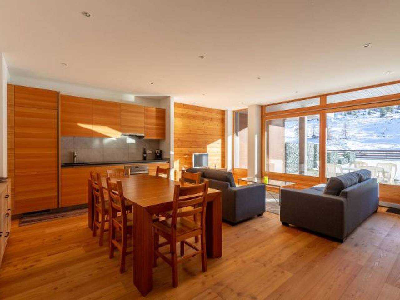 Ganze Wohnung, Ferienwohnung für 6 Personen mit Terrasse in Nendaz, Walliser Alpen