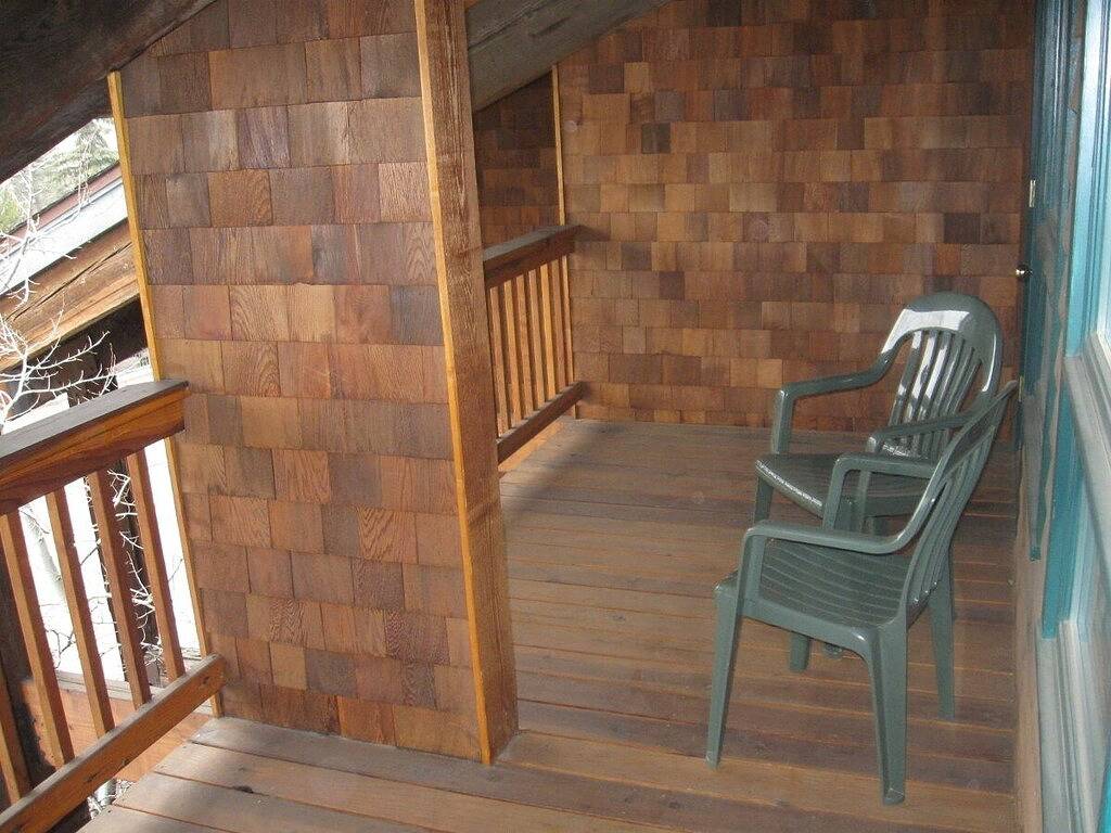 Ganze Wohnung, Ort! Downtown Loft mit Balkon, am Fluss Confluence, zu Fuß zu Restaurants in Estes Park, Larimer County