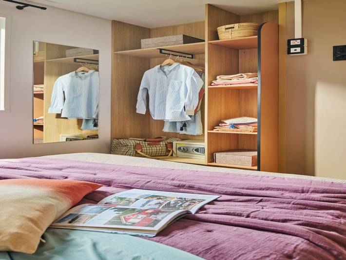 Mobil home pour 5 personnes, avec piscine à Bieuzy