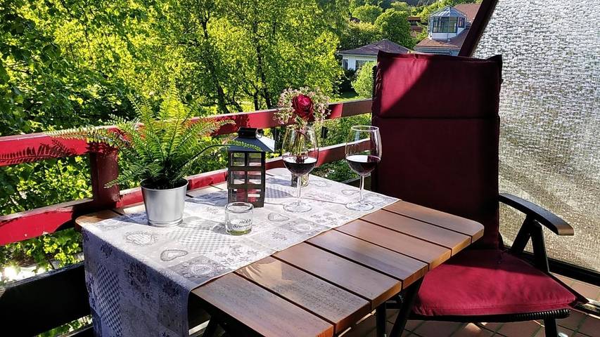Ferielejlighed for 3 personer, med søudsigt og balkon, husdyr tilladt i Harzen