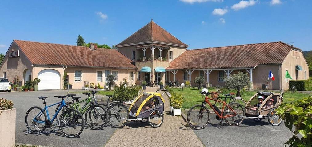 Hôtel pour 2 personnes, avec vue et jardin, animaux acceptés à Cluny - 3
