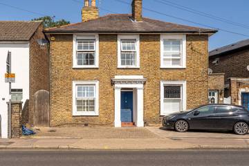 Holiday Rental for 6 People in Kingston upon Thames, London, Photo 1