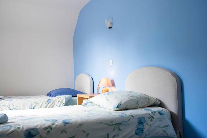 Location de vacances pour 4 personnes, avec Terrasse ainsi que Jardin et Vue dans Saint-Malon-sur-Mel - 4